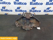 Кулак поворотный левый